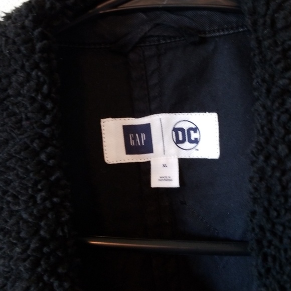 Gap Jacket - Picture 3 of 5